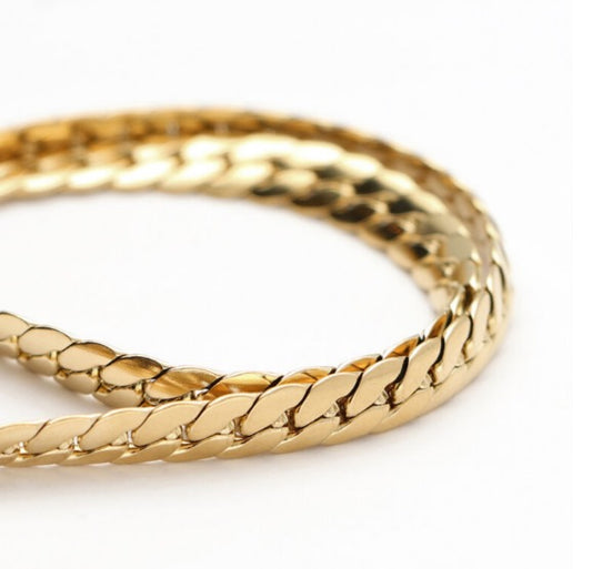 Gold Plated Chevron Chain Bracelet for Women – Elegant Herringbone Jewelry, Lightweight & Comfortable Adjustable Bracelet with Secure Clasp, Perfect Gift for Her